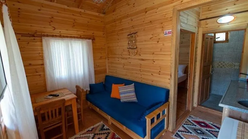 מלון קוסדסי Maadan Camping 0*,  טורקיה